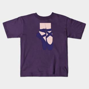 En Pointe Kids T-Shirt